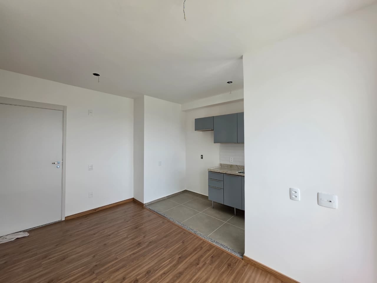 Imagem do imóvel Apartamento para aluguel, 2 quartos, 1 suíte, 1 vaga, Estoril - Belo Horizonte/MG