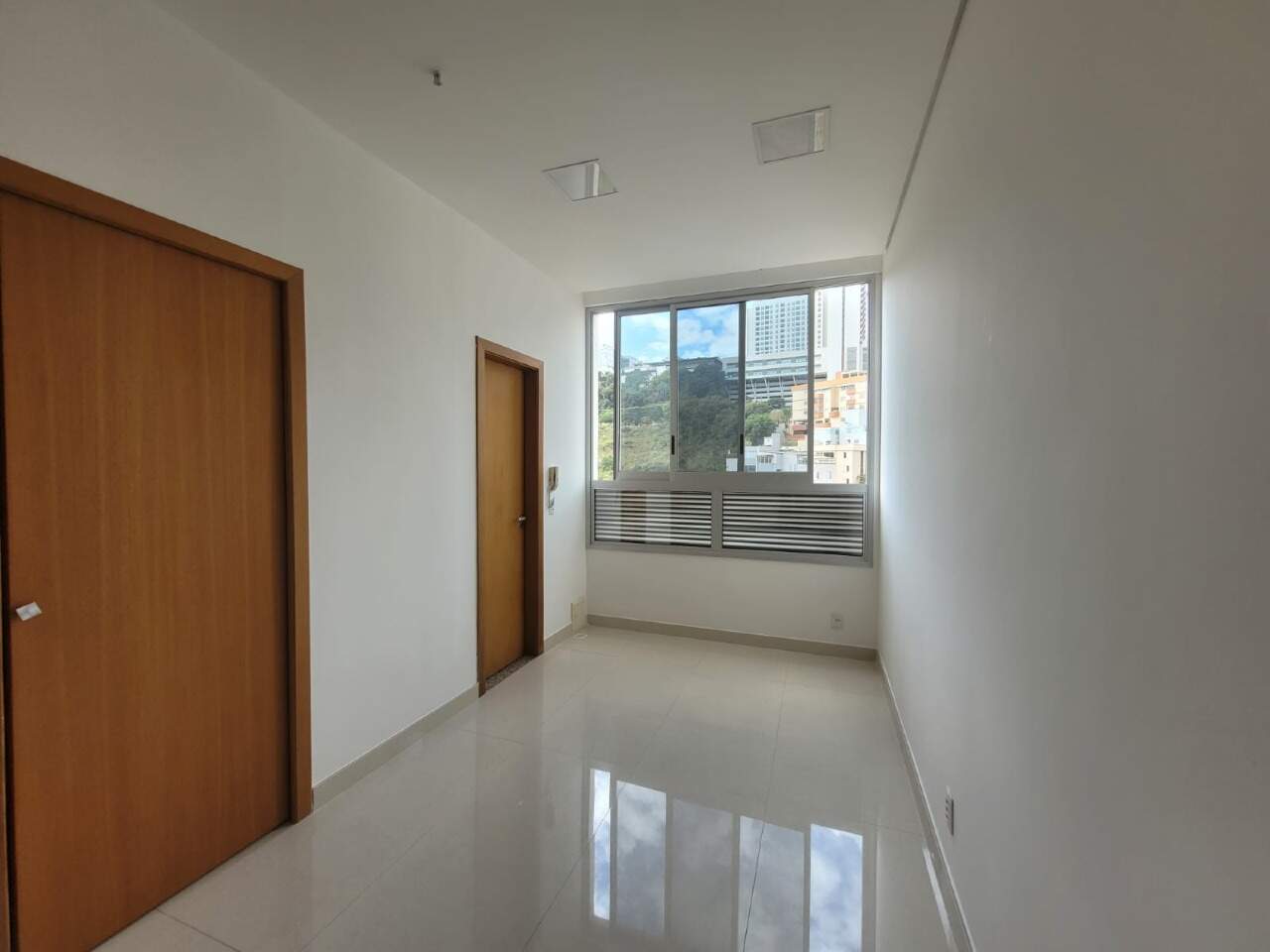 Imagem do imóvel Sala para aluguel, 2 vagas, Estoril - Belo Horizonte/MG