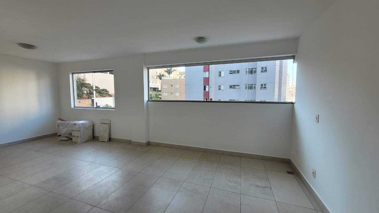 Imagem do imóvel Apartamento para aluguel, 4 quartos, 1 suíte, 3 vagas, Buritis - Belo Horizonte/MG