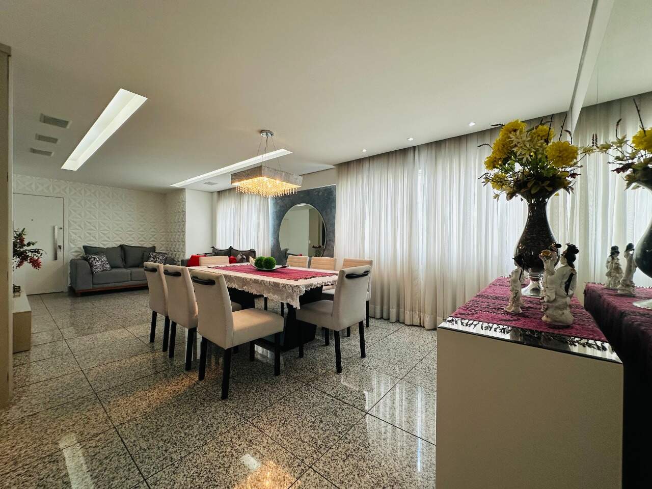 Imagem do imóvel Apartamento com 4 quartos à Venda no Buritis em Belo Horizonte de 140m²
