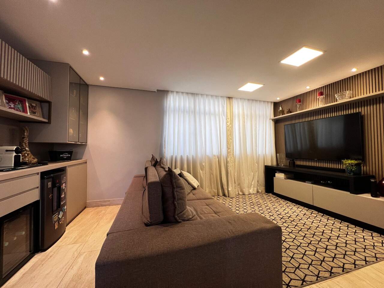 Imagem do imóvel Apartamento à venda, 4 quartos, 1 suíte, 4 vagas, Buritis - Belo Horizonte/MG