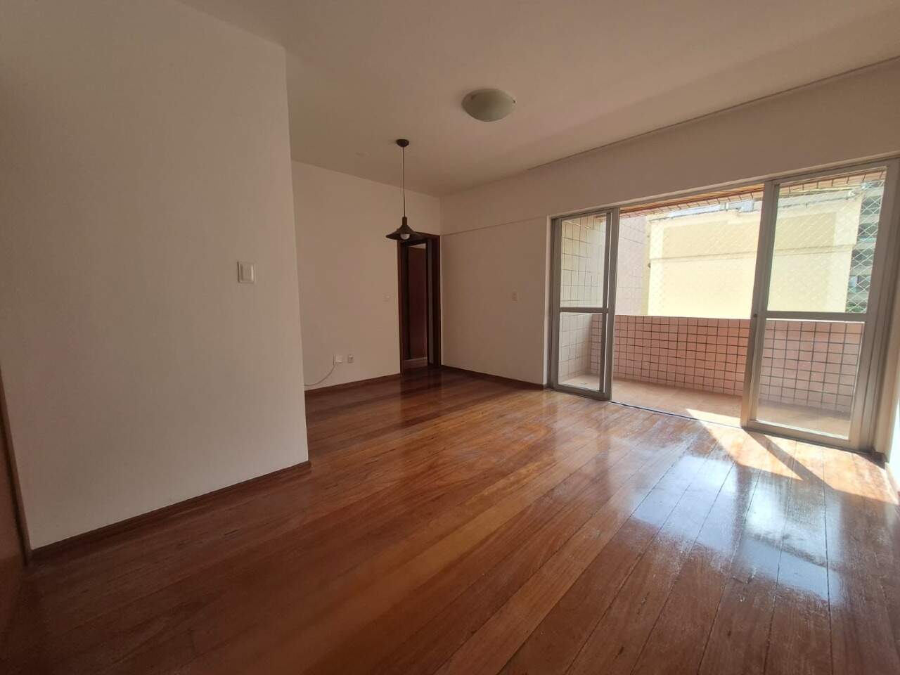 Imagem do imóvel Apartamento à venda, 3 quartos, 1 suíte, 2 vagas, Buritis - Belo Horizonte/MG
