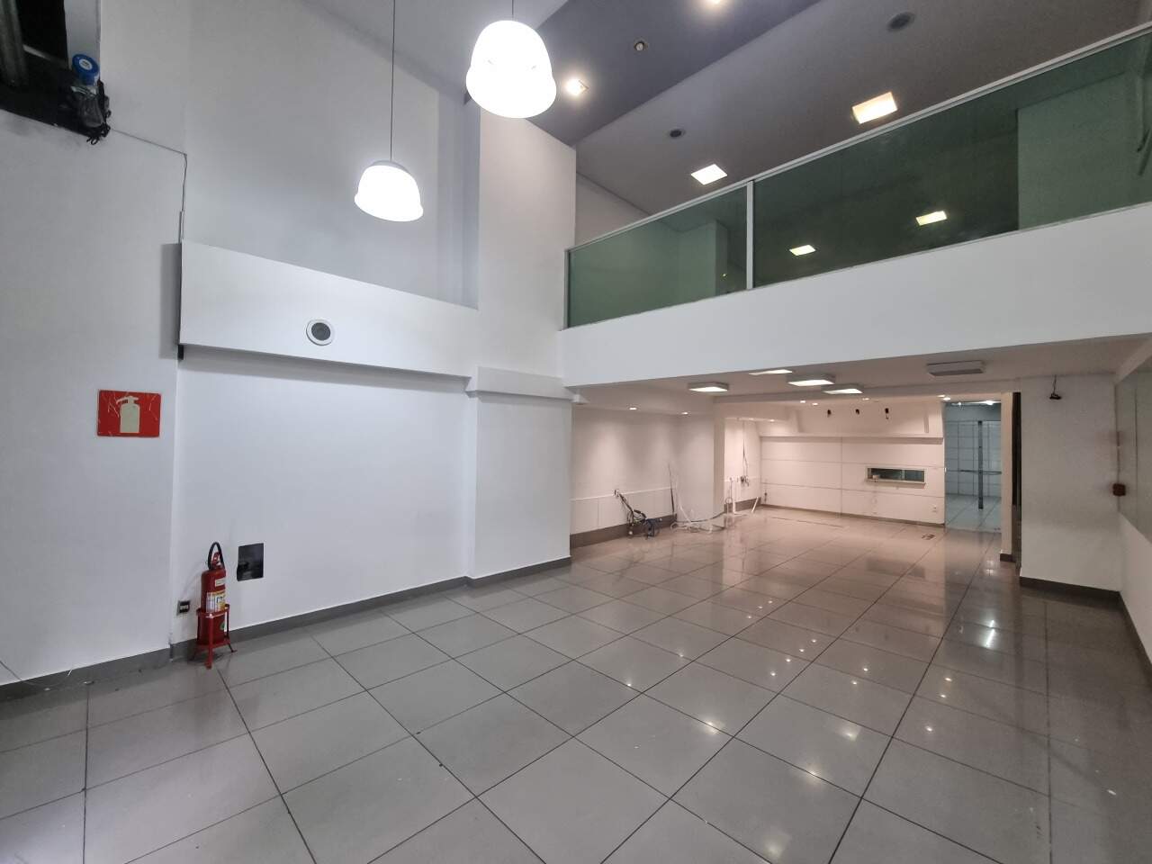 Imagem do imóvel Loja para aluguel, 4 vagas, Estoril - Belo Horizonte/MG