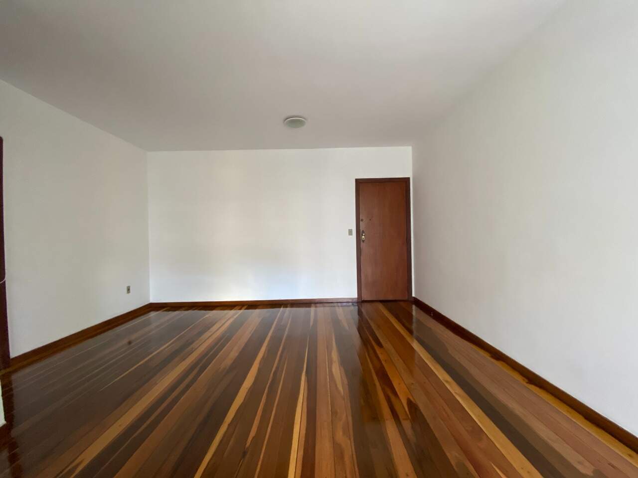 Imagem do imóvel Apartamento à venda, 3 quartos, 1 suíte, 2 vagas, Estoril - Belo Horizonte/MG