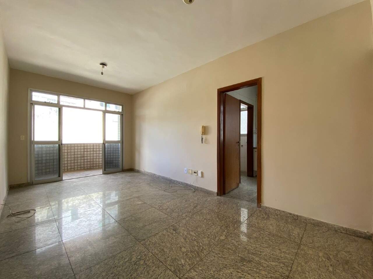 Imagem do imóvel Apartamento para aluguel, 3 quartos, 1 suíte, 2 vagas, Estoril - Belo Horizonte/MG