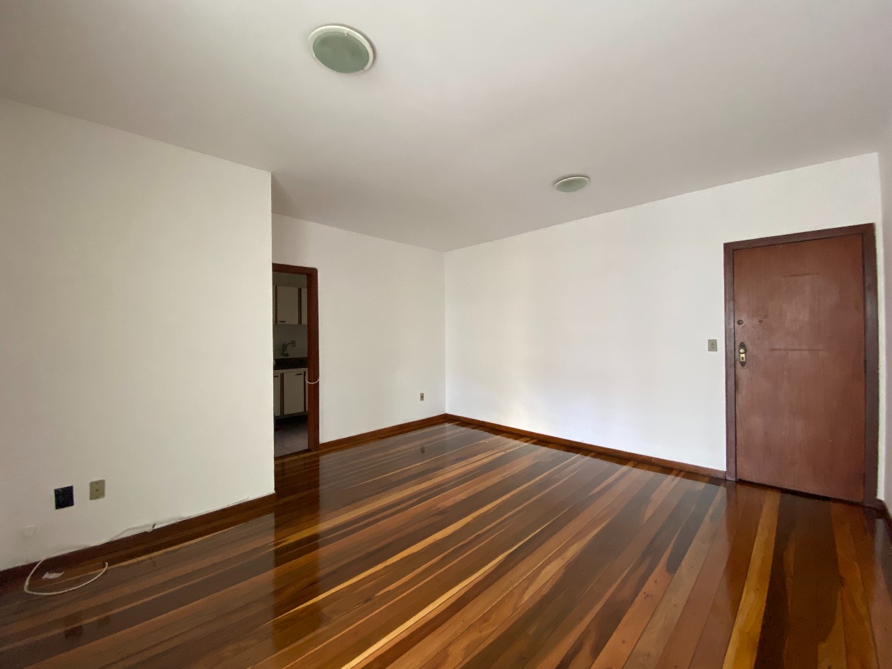 Imagem do imóvel Apartamento para aluguel, 3 quartos, 1 suíte, 2 vagas, Estoril - Belo Horizonte/MG