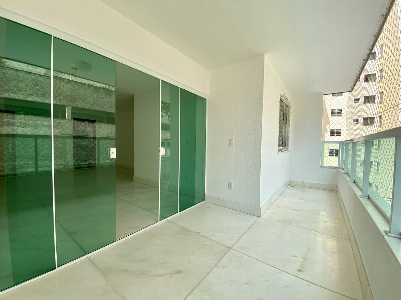 Imagem do imóvel Apartamento à venda, 4 quartos, 1 suíte, 3 vagas, Buritis - Belo Horizonte/MG