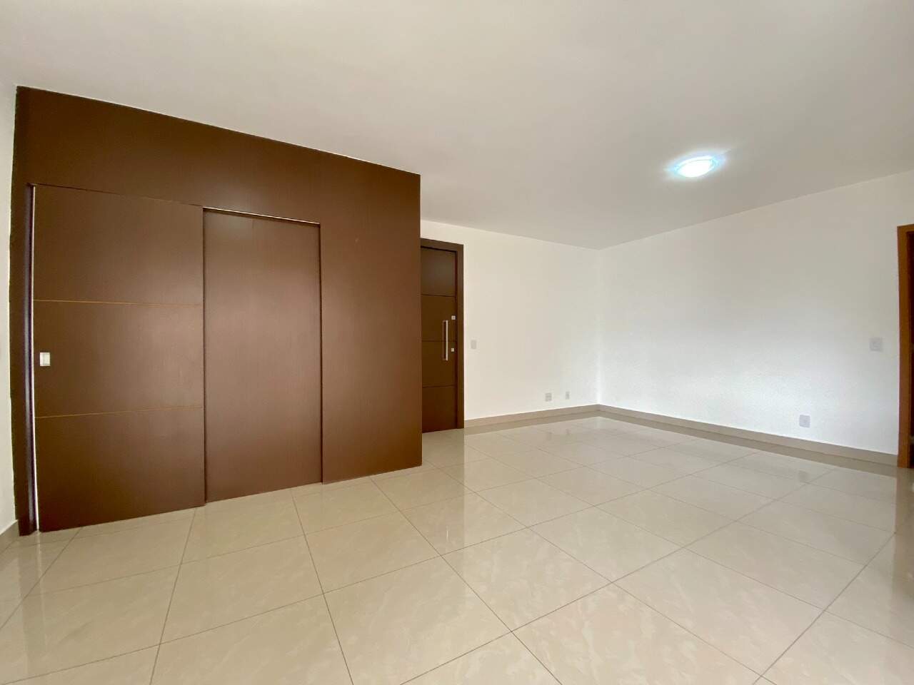 Imagem do imóvel Apartamento para aluguel, 4 quartos, 2 suítes, 3 vagas, Buritis - Belo Horizonte/MG