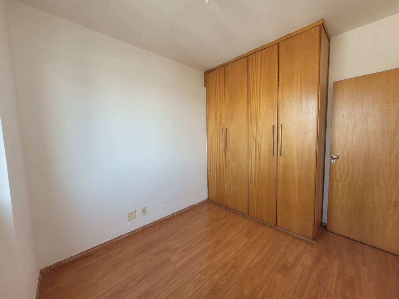 Imagem do imóvel Apartamento para aluguel, 3 quartos, 1 suíte, 2 vagas, Estoril - Belo Horizonte/MG