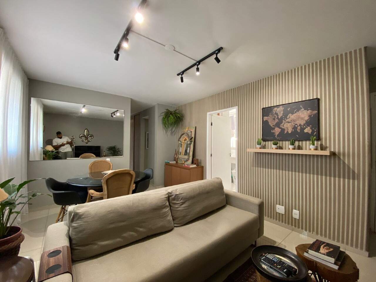 Imagem do imóvel Apartamento para aluguel, 3 quartos, 1 suíte, 2 vagas, Buritis - Belo Horizonte/MG