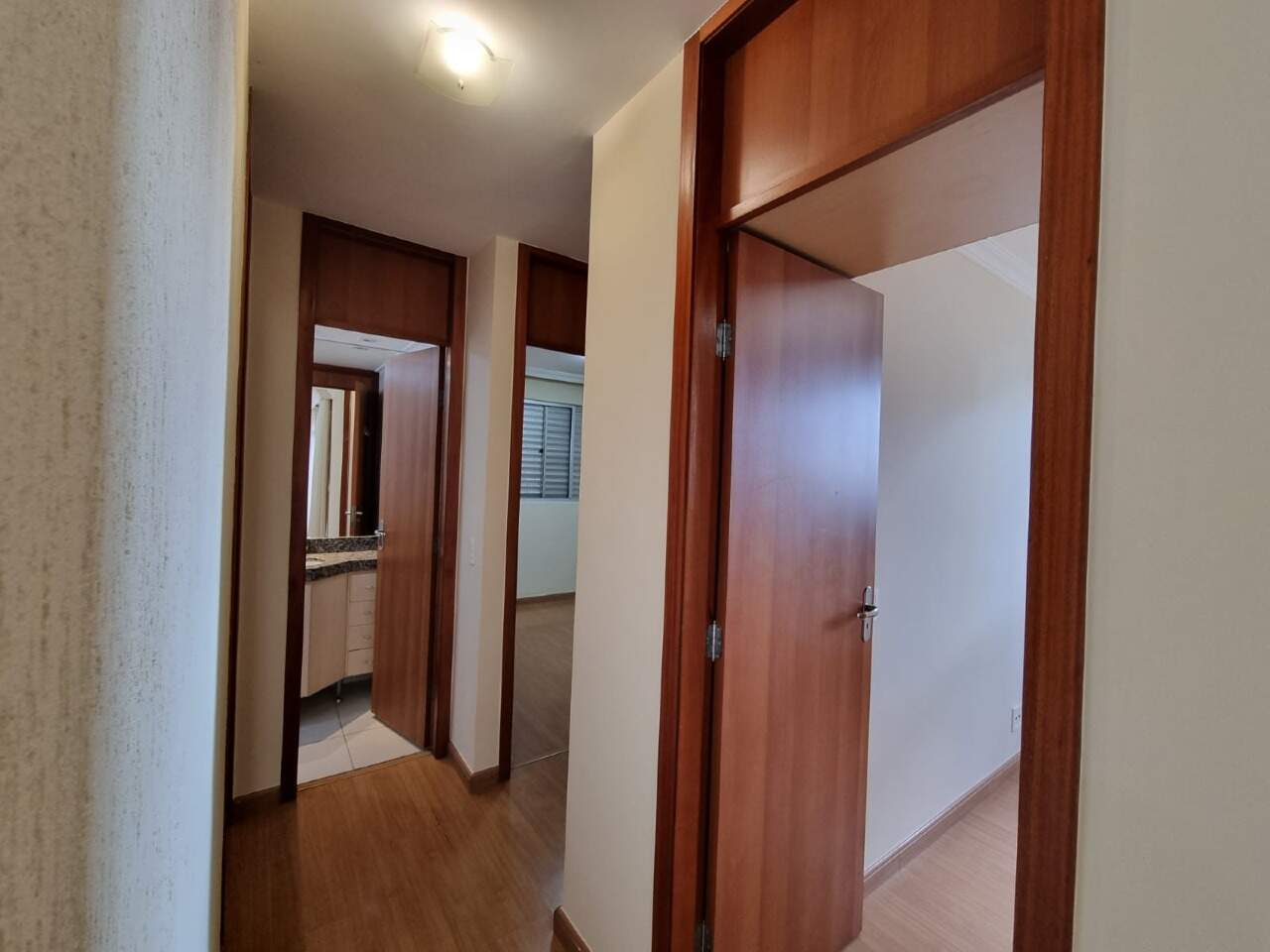 Imagem do imóvel Apartamento para aluguel, 3 quartos, 1 suíte, 2 vagas, Buritis - Belo Horizonte/MG