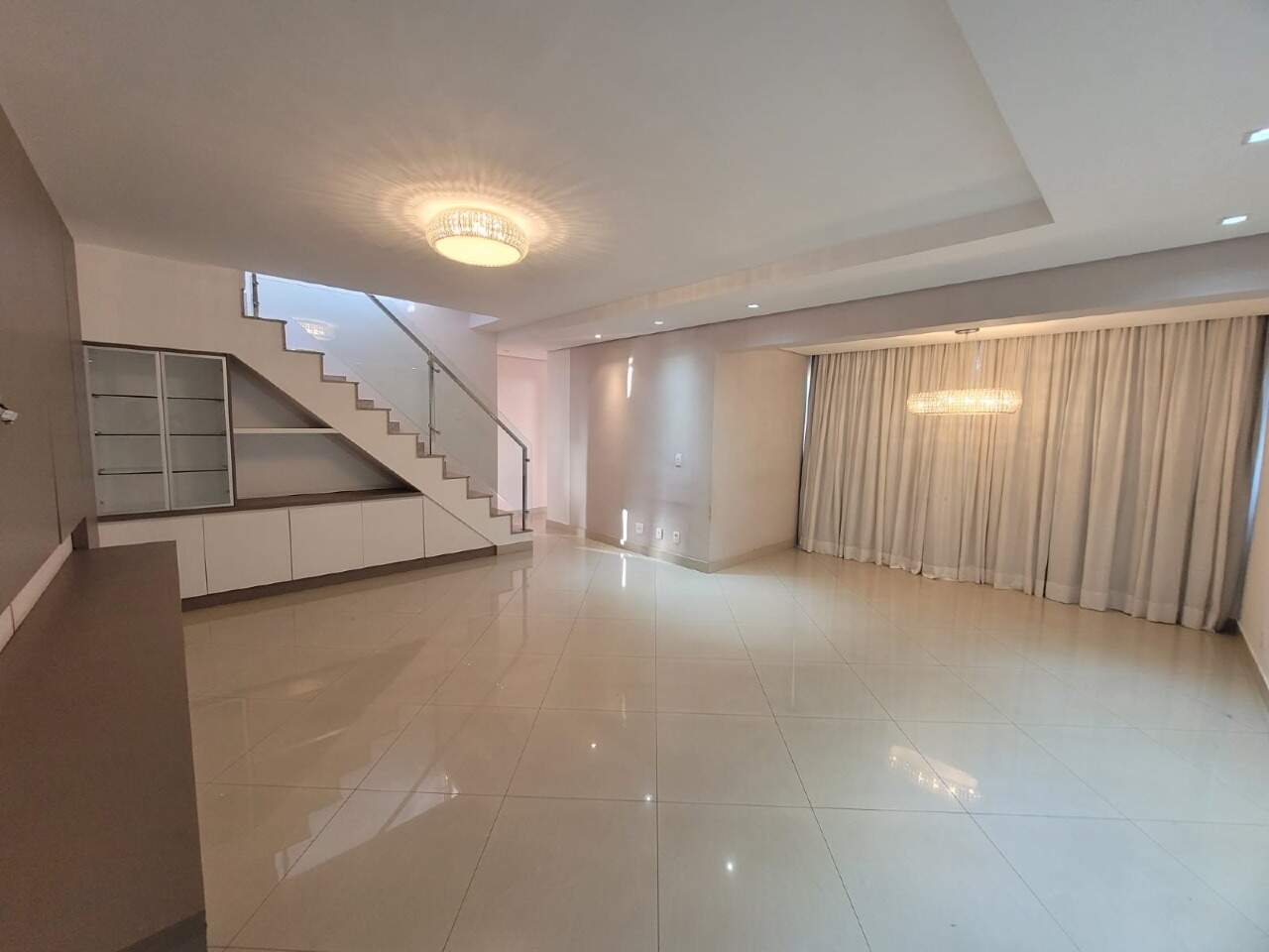 Imagem do imóvel Cobertura para aluguel, 4 quartos, 1 suíte, 2 vagas, Estoril - Belo Horizonte/MG