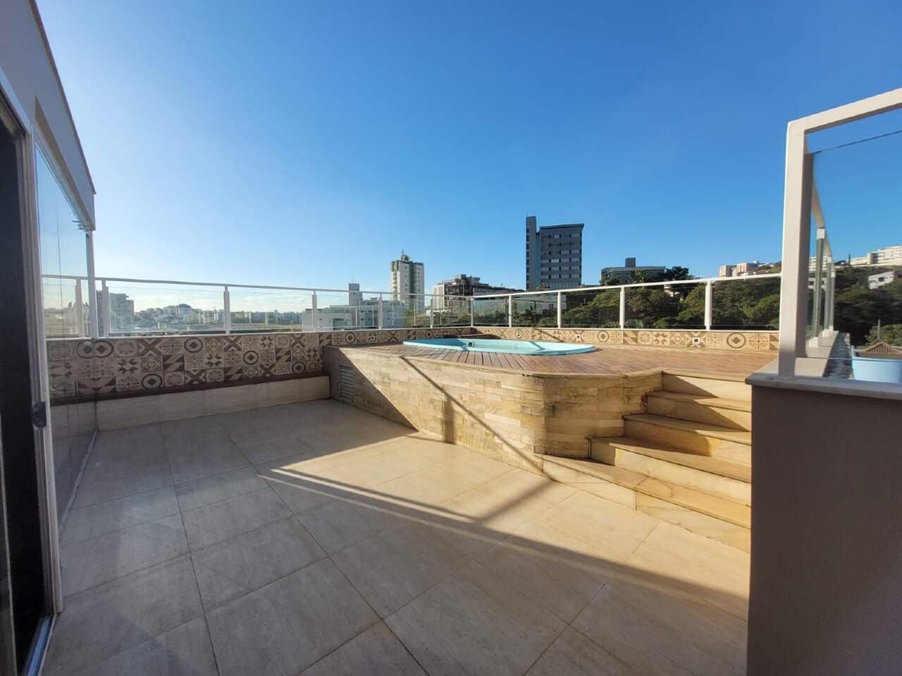 Imagem do imóvel Cobertura para aluguel, 4 quartos, 1 suíte, 2 vagas, Estoril - Belo Horizonte/MG
