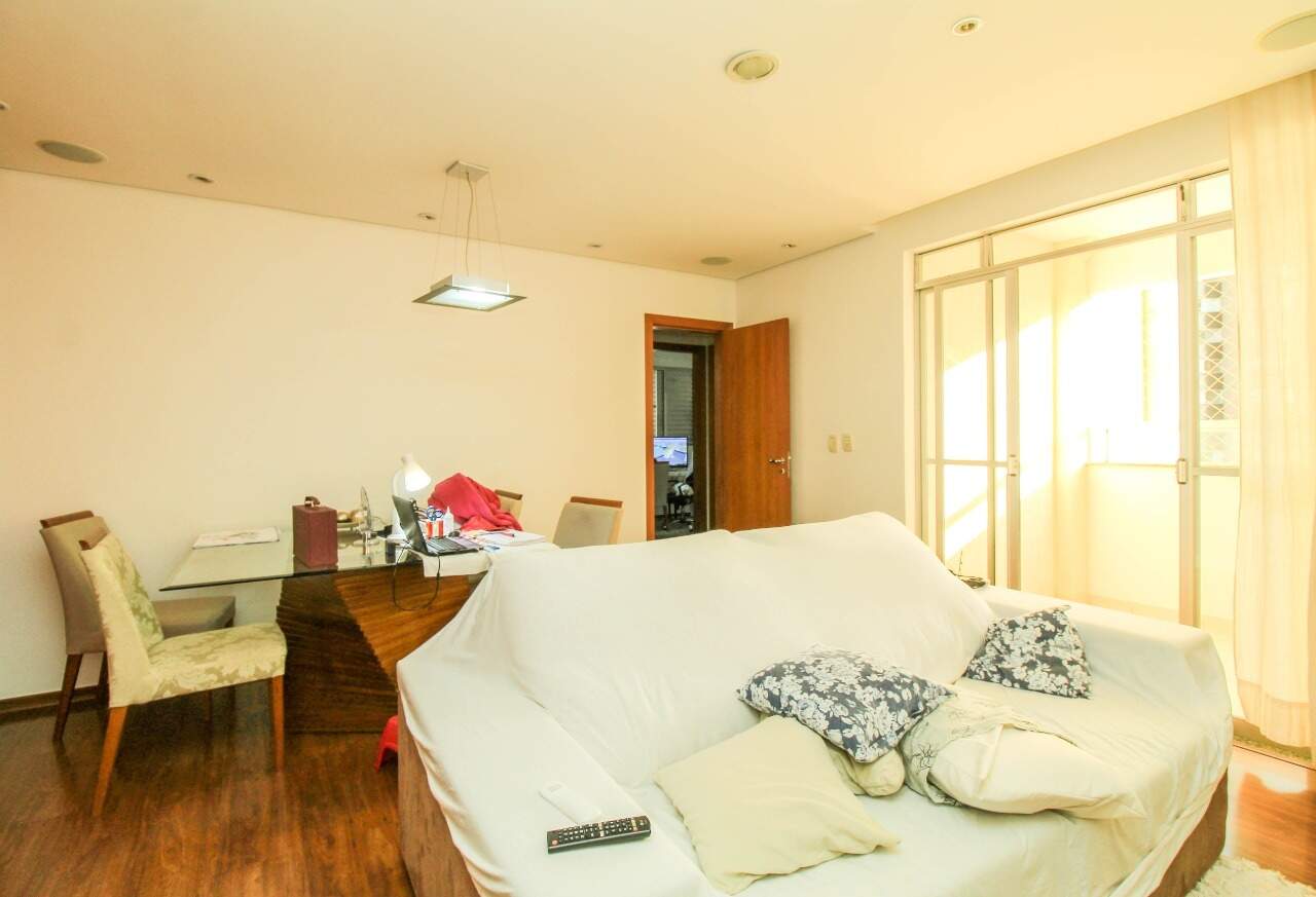 Imagem do imóvel Apartamento para aluguel, 3 quartos, 1 suíte, 2 vagas, Buritis - Belo Horizonte/MG