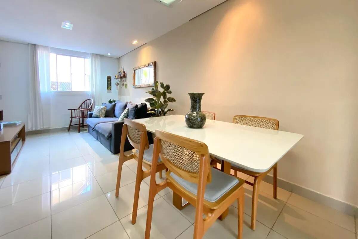 Imagem do imóvel Casa à venda, 3 quartos, 1 suíte, 2 vagas, Buritis - Belo Horizonte/MG
