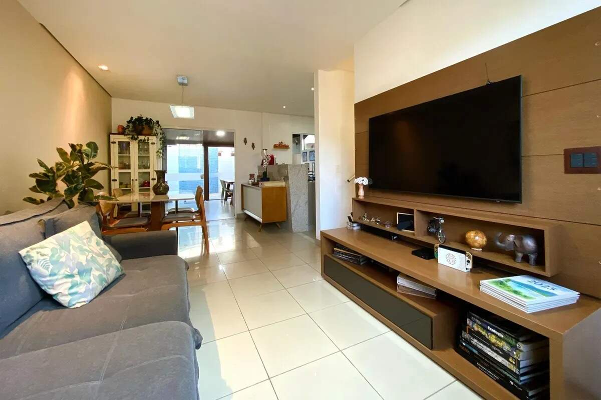 Imagem do imóvel Casa à venda, 3 quartos, 1 suíte, 2 vagas, Buritis - Belo Horizonte/MG