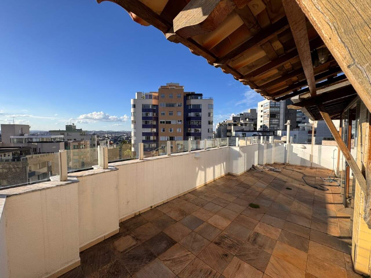 Imagem do imóvel Cobertura à venda, 3 quartos, 1 suíte, 2 vagas, Buritis - Belo Horizonte/MG