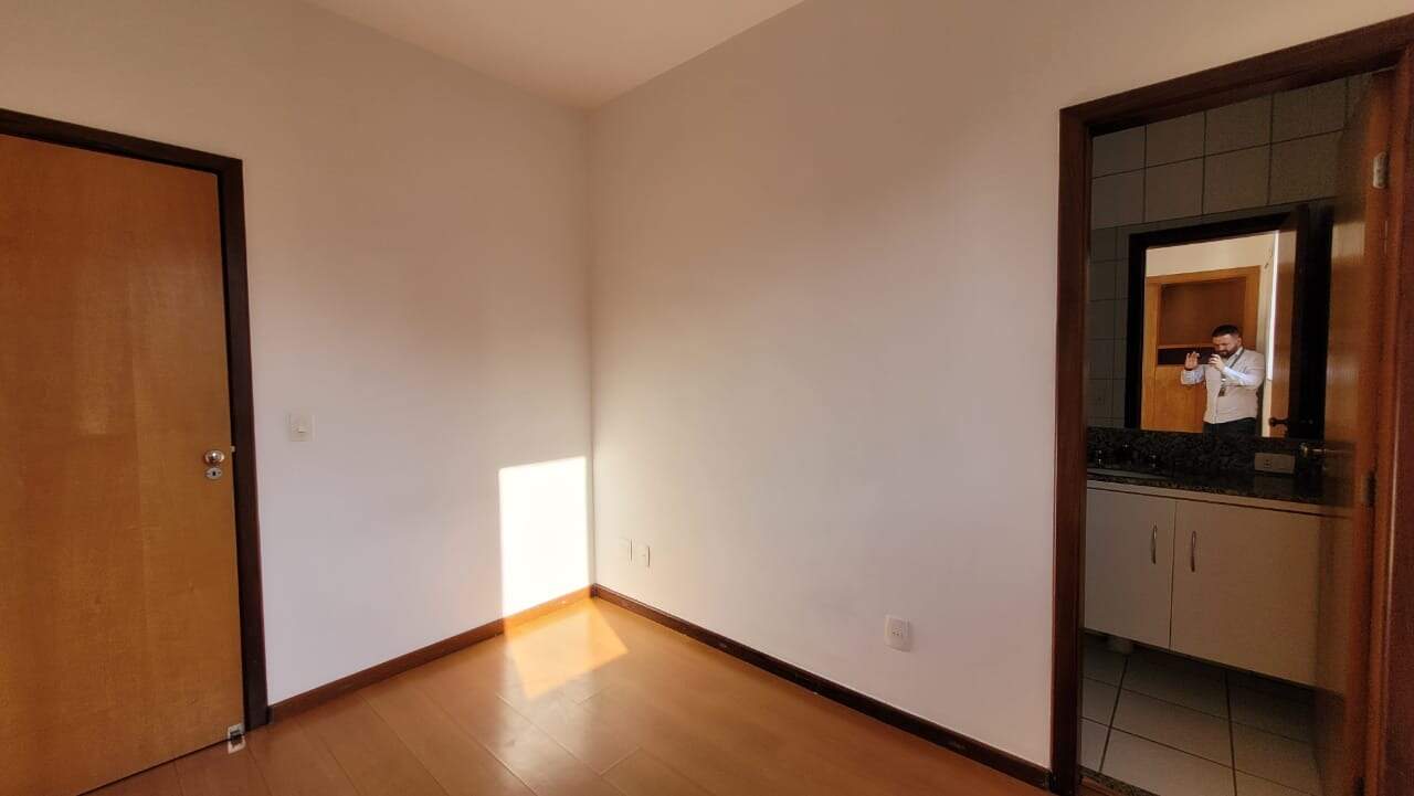 Imagem do imóvel Apartamento para aluguel, 2 quartos, 1 suíte, 2 vagas, Buritis - Belo Horizonte/MG