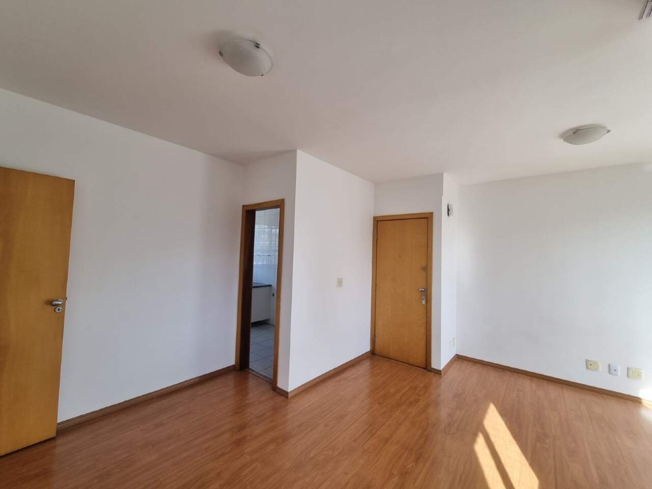 Imagem do imóvel Apartamento para aluguel, 3 quartos, 1 suíte, 2 vagas, Estoril - Belo Horizonte/MG