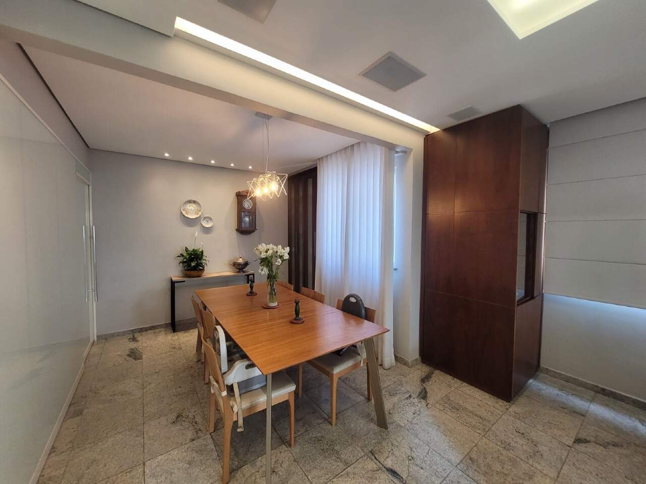 Imagem do imóvel Apartamento à venda, 4 quartos, 1 suíte, 2 vagas, Buritis - Belo Horizonte/MG 3