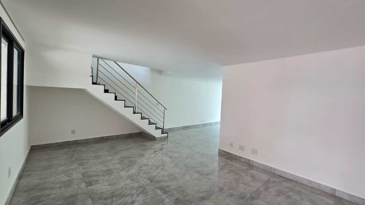 Imagem do imóvel Casa à venda, 3 quartos, 1 suíte, 2 vagas, Buritis - Belo Horizonte/MG