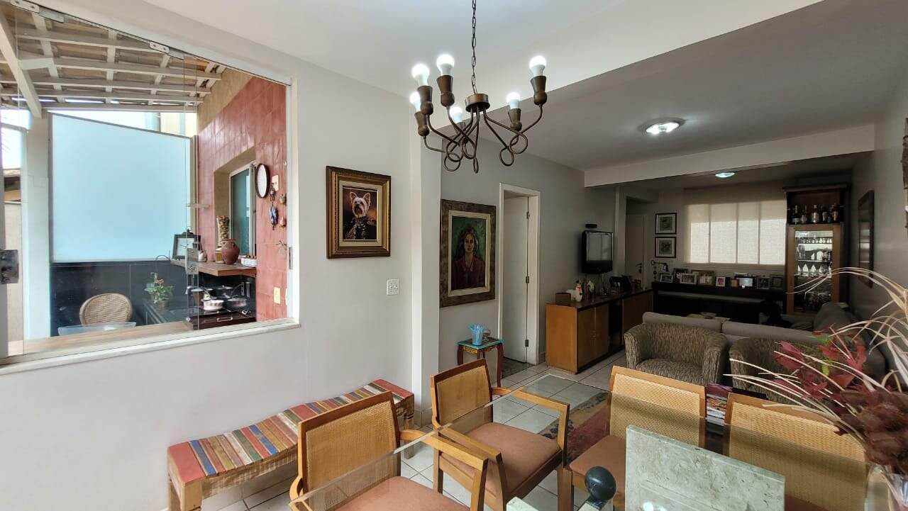 Imagem do imóvel Casa à venda, 3 quartos, 1 suíte, 2 vagas, Buritis - Belo Horizonte/MG