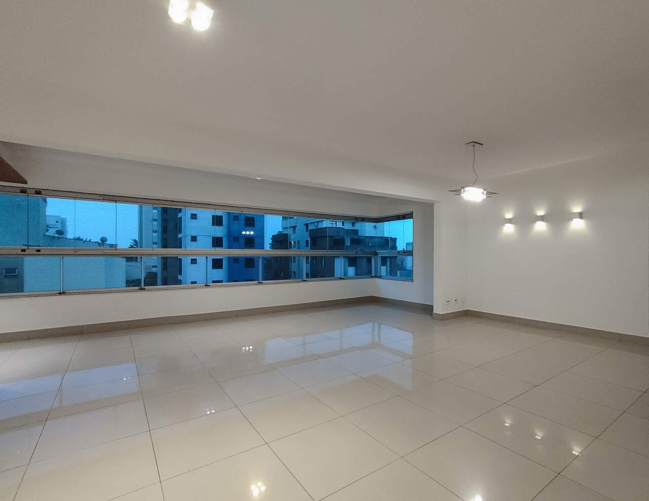 Imagem do imóvel Apartamento à venda, 4 quartos, 3 suítes, 3 vagas, Buritis - Belo Horizonte/MG