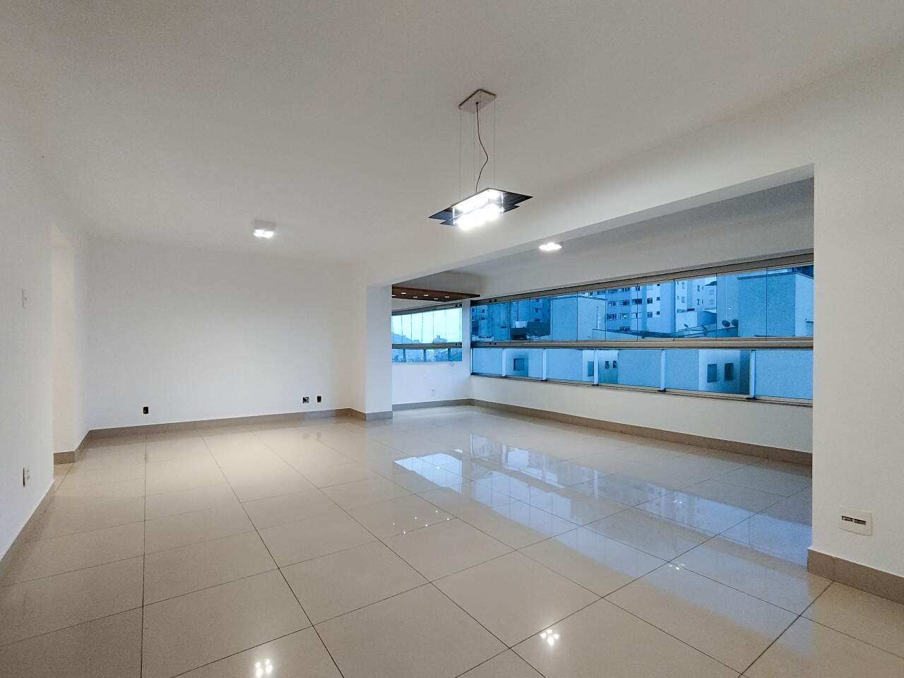 Imagem do imóvel Apartamento à venda, 4 quartos, 3 suítes, 3 vagas, Buritis - Belo Horizonte/MG