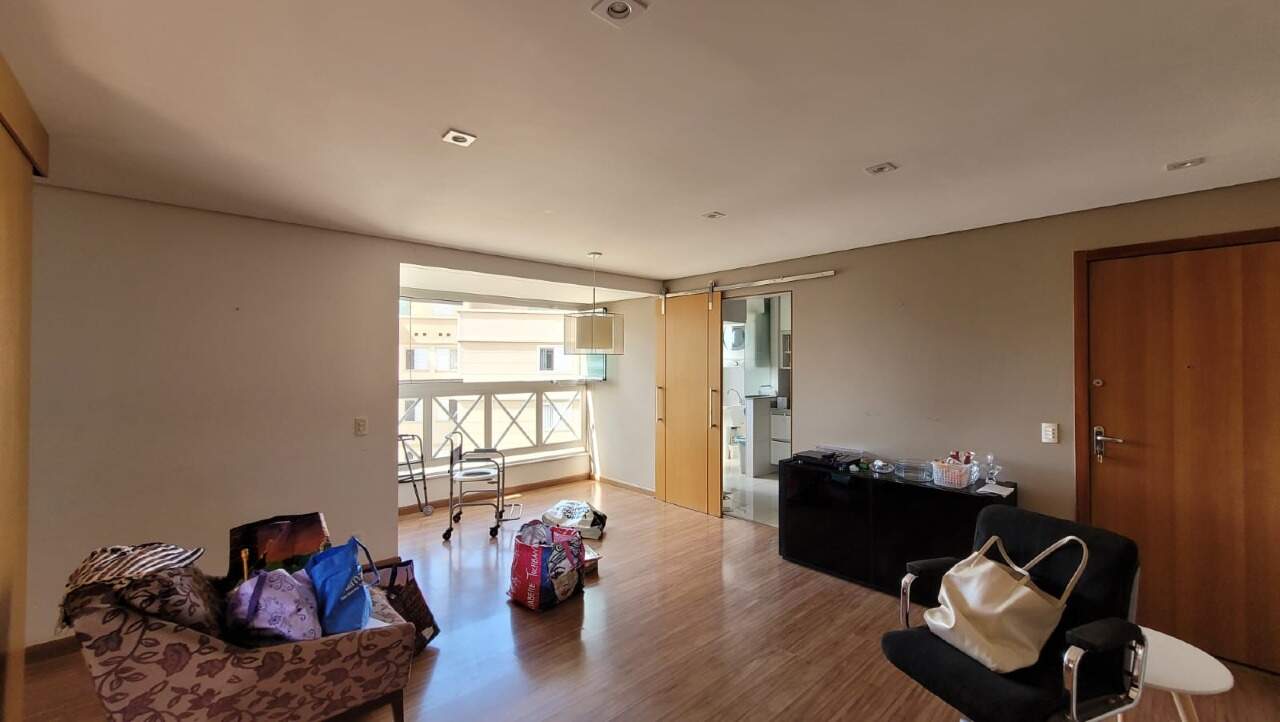 Imagem do imóvel Apartamento para aluguel, 3 quartos, 1 suíte, 2 vagas, Buritis - Belo Horizonte/MG