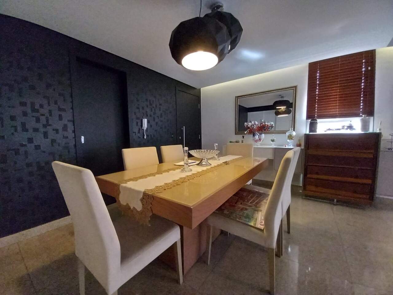 Imagem do imóvel Apartamento com 4 quartos para alugar no Buritis em Belo Horizonte de 127m²