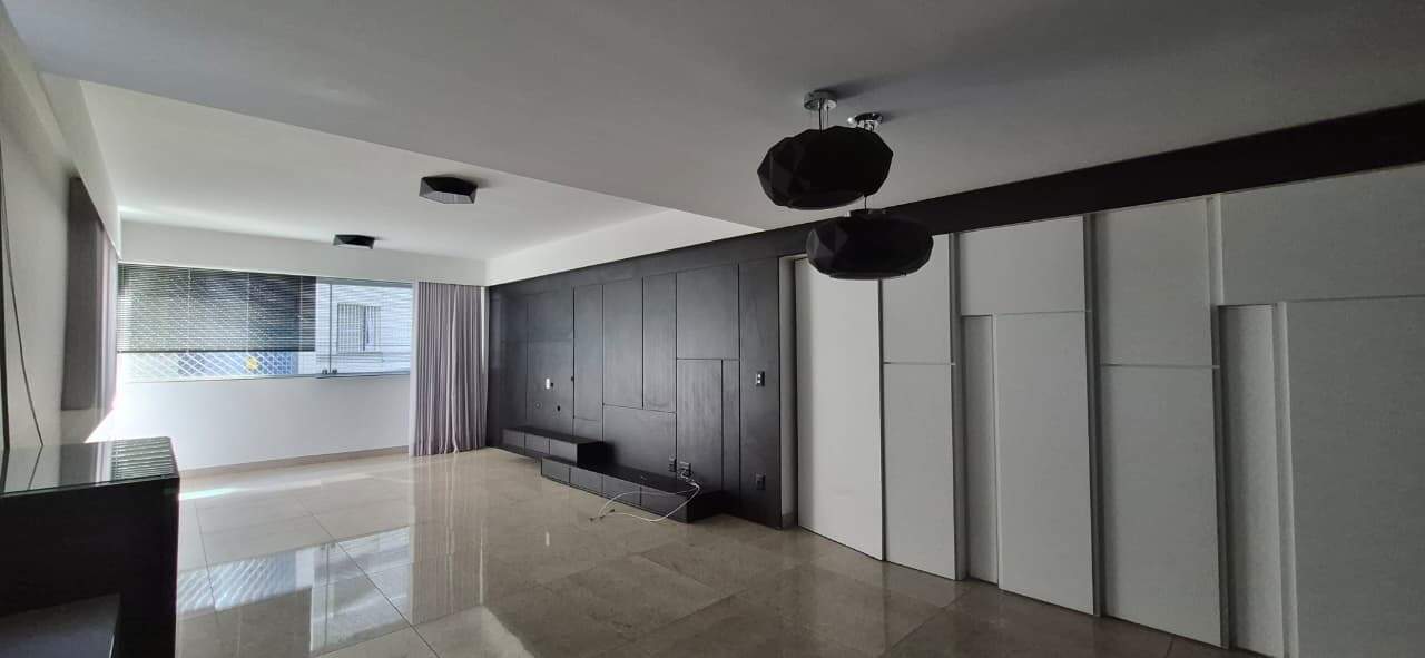 Imagem do imóvel Apartamento com 4 quartos para alugar no Buritis em Belo Horizonte de 127m²