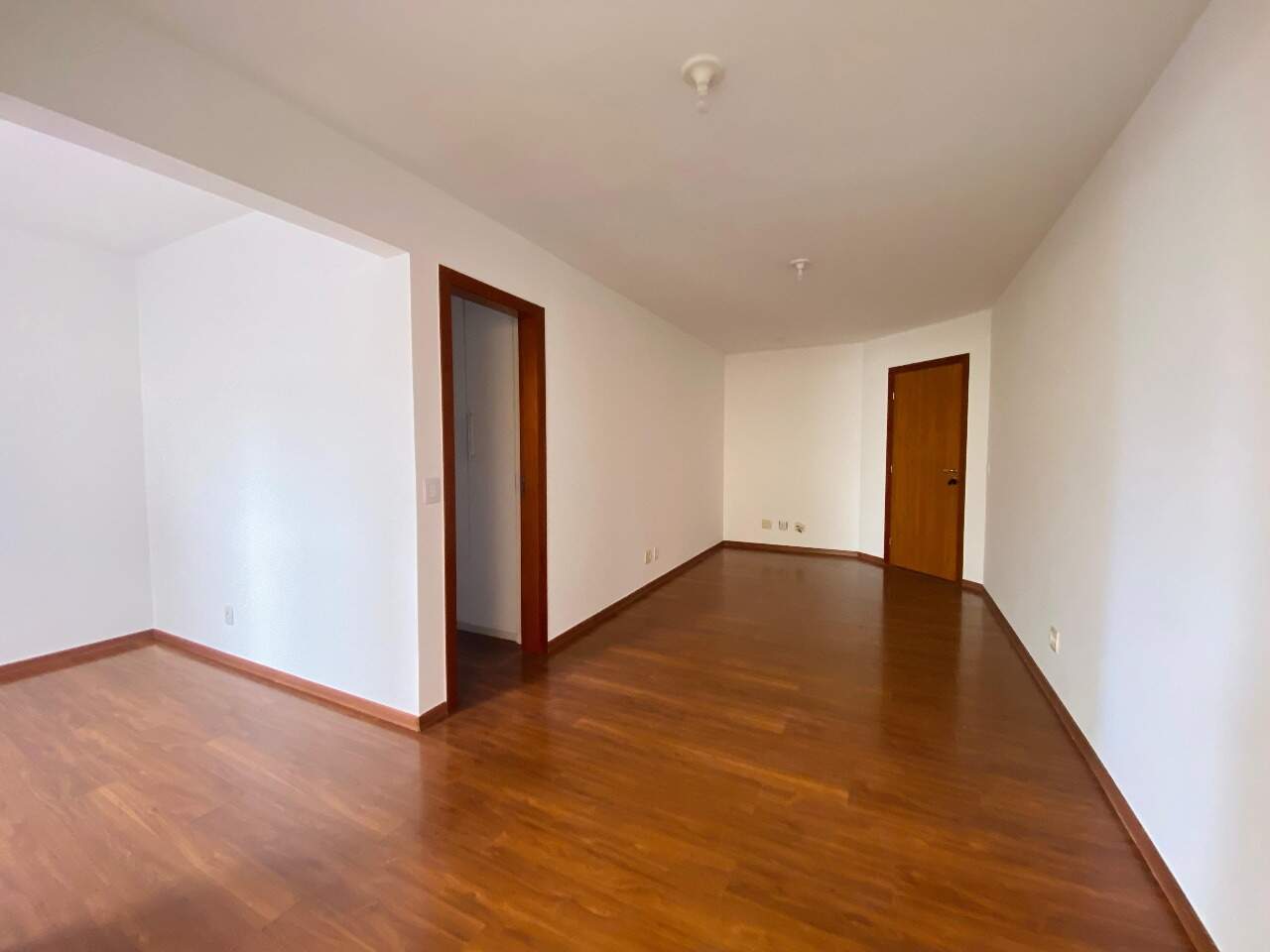 Imagem do imóvel Apartamento para aluguel, 3 quartos, 1 suíte, 3 vagas, Buritis - Belo Horizonte/MG