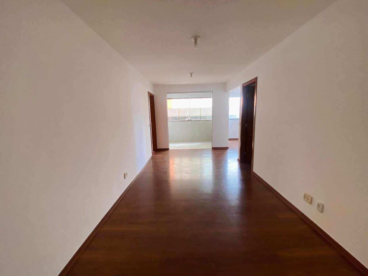 Imagem do imóvel Apartamento para aluguel, 3 quartos, 1 suíte, 3 vagas, Buritis - Belo Horizonte/MG