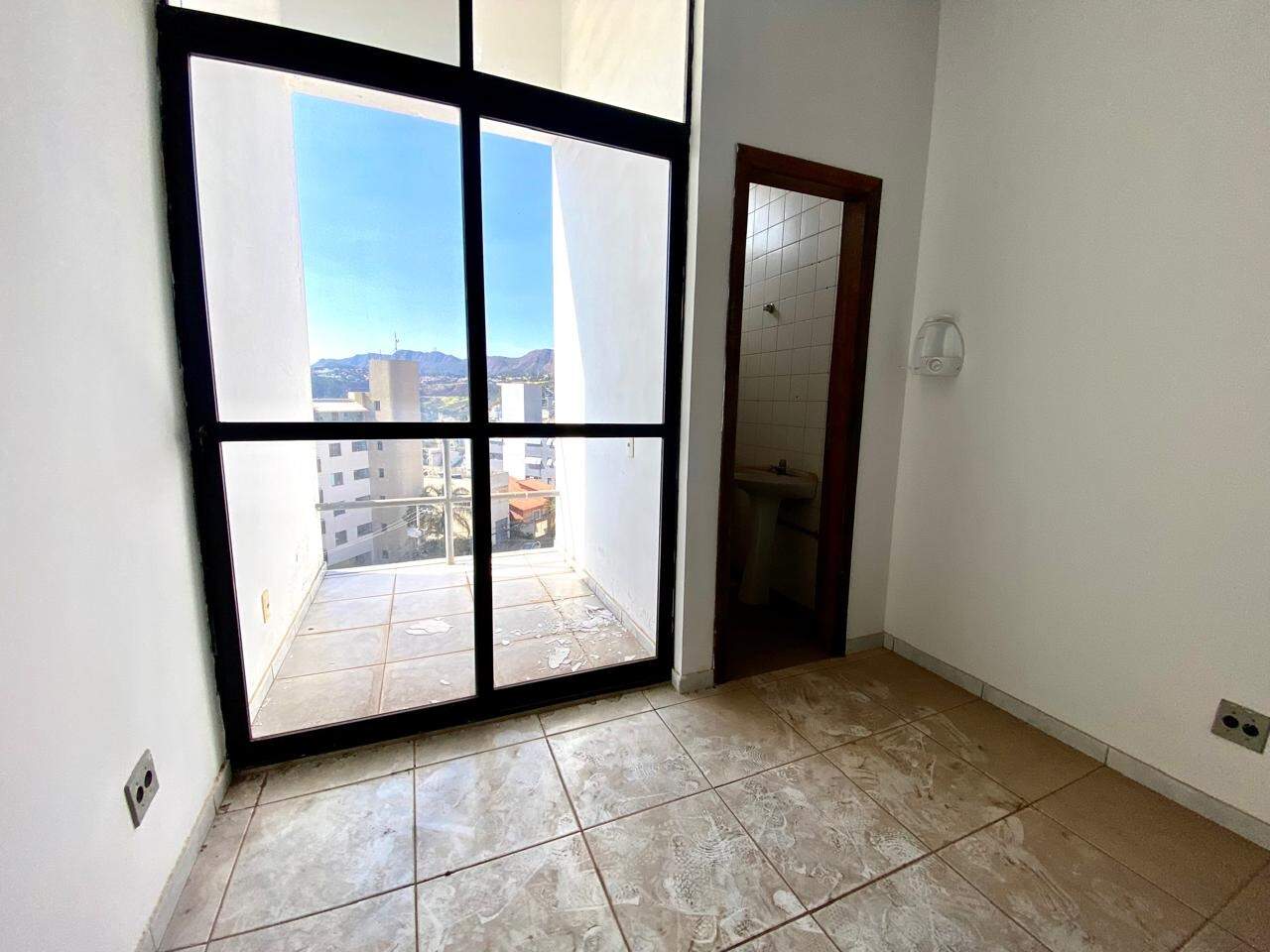 Imagem do imóvel Sala para aluguel, 1 vaga, Santa Lúcia - Belo Horizonte/MG