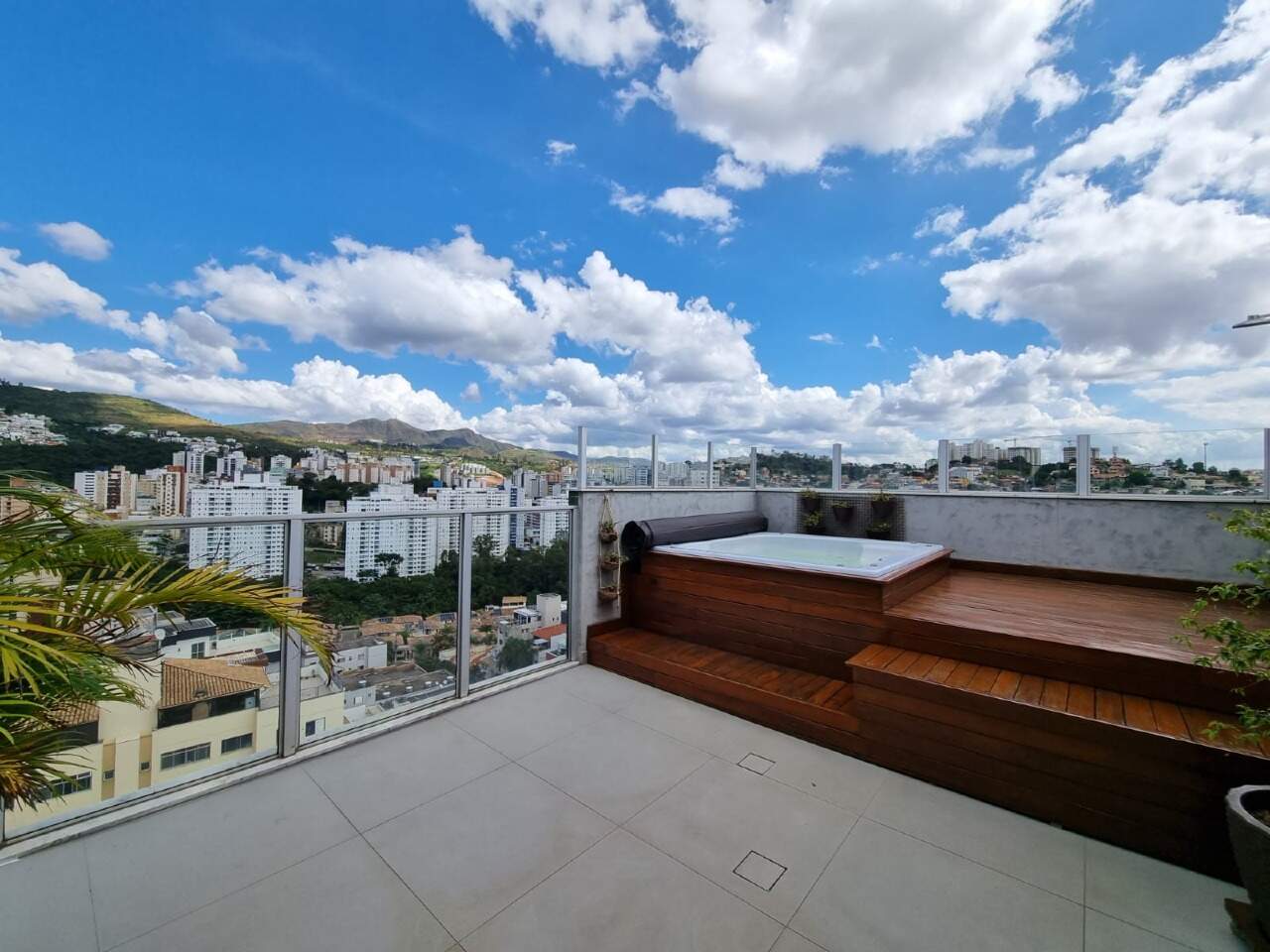 Imagem do imóvel Cobertura à venda, 2 quartos, 1 suíte, 3 vagas, Buritis - Belo Horizonte/MG