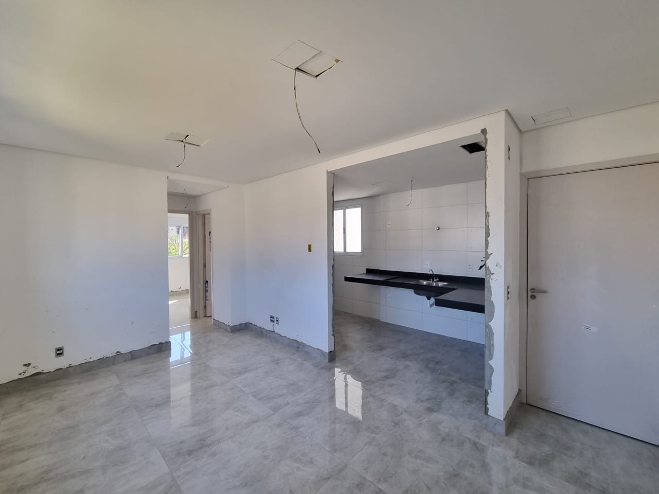 Imagem do imóvel Apartamento à venda, 2 quartos, 1 suíte, 2 vagas, Buritis - Belo Horizonte/MG