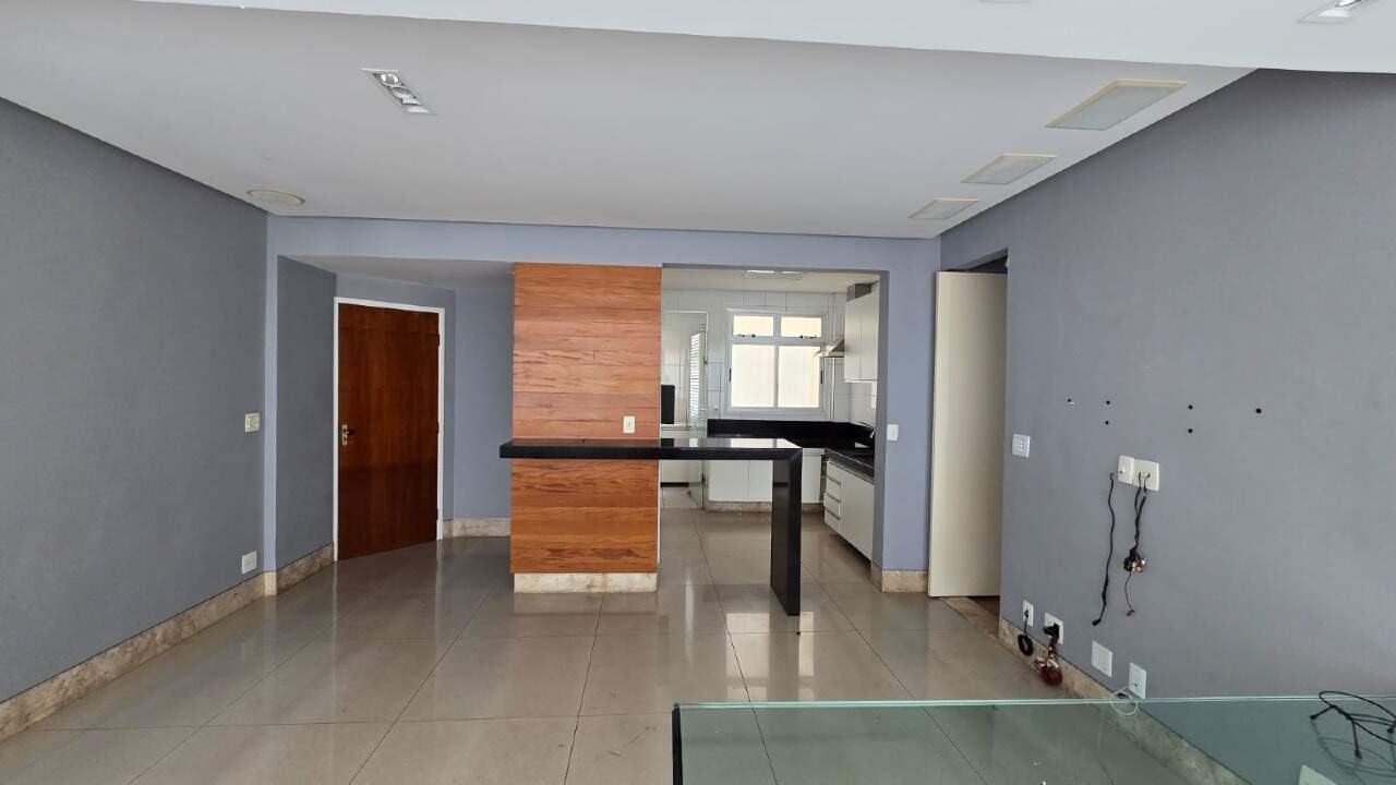 Imagem do imóvel Apartamento para aluguel, 3 quartos, 1 suíte, 2 vagas, Buritis - Belo Horizonte/MG