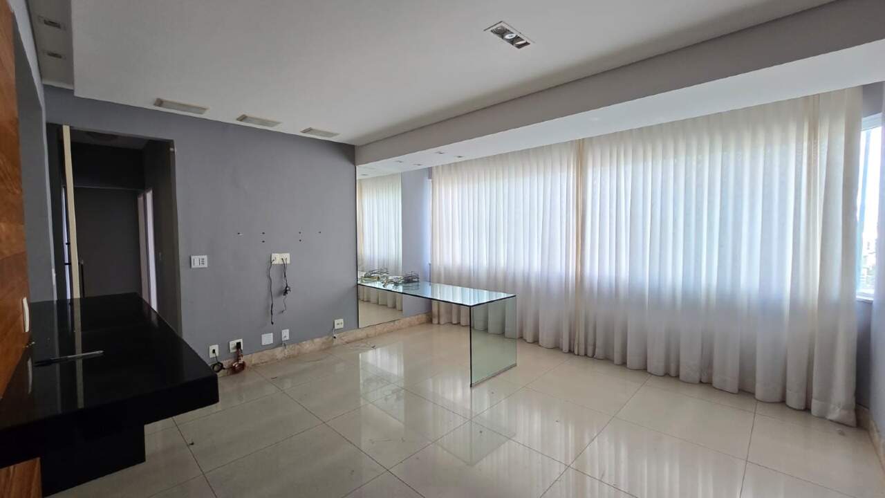 Imagem do imóvel Apartamento para aluguel, 3 quartos, 1 suíte, 2 vagas, Buritis - Belo Horizonte/MG