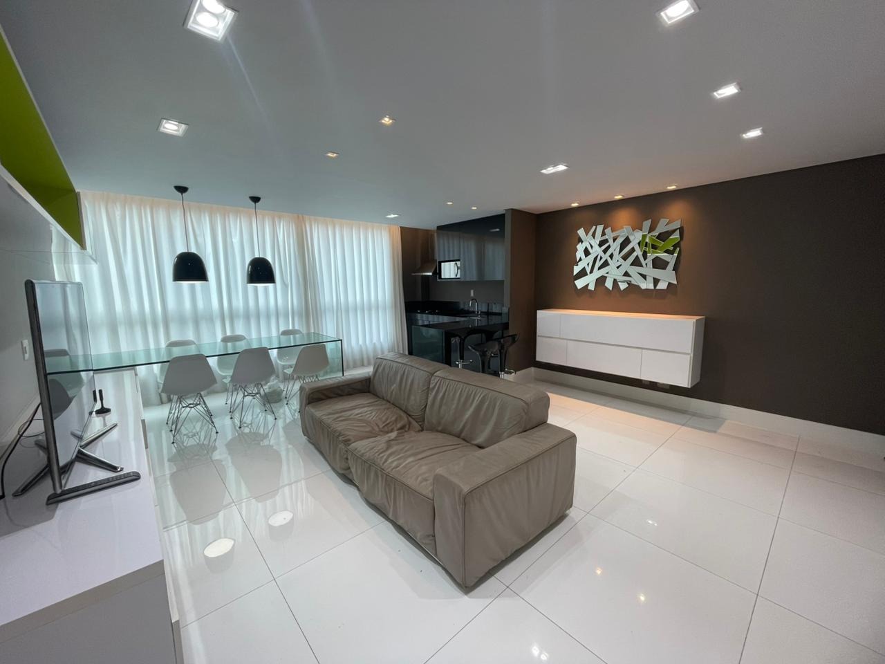 Imagem do imóvel Apartamento para aluguel, 2 quartos, 2 suítes, 2 vagas, Buritis - Belo Horizonte/MG