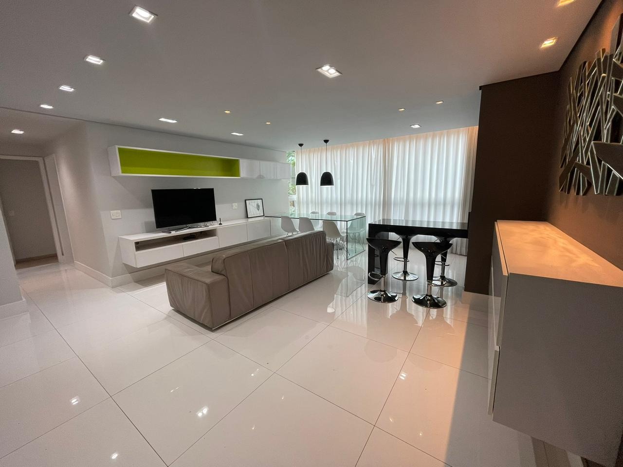 Imagem do imóvel Apartamento para aluguel, 2 quartos, 2 suítes, 2 vagas, Buritis - Belo Horizonte/MG