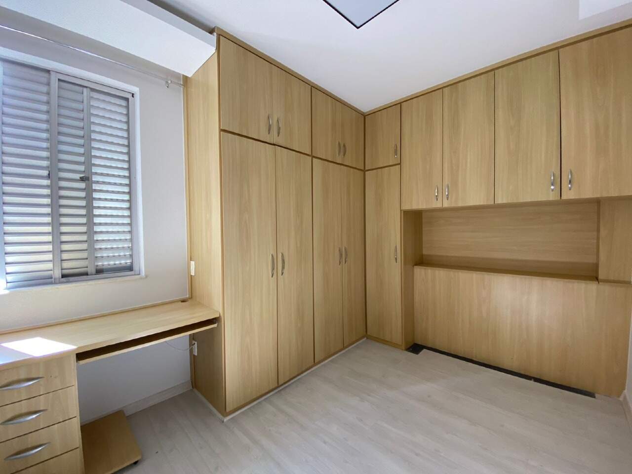 Imagem do imóvel Apartamento para aluguel, 2 quartos, 1 suíte, 1 vaga, Buritis - Belo Horizonte/MG