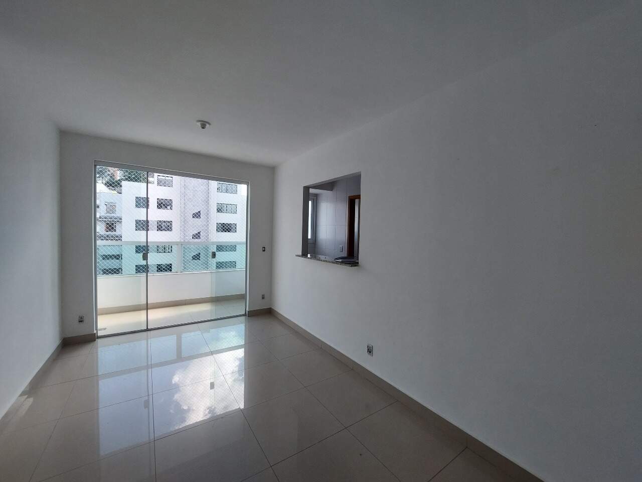 Imagem do imóvel Apartamento para aluguel, 3 quartos, 1 suíte, 2 vagas, Buritis - Belo Horizonte/MG