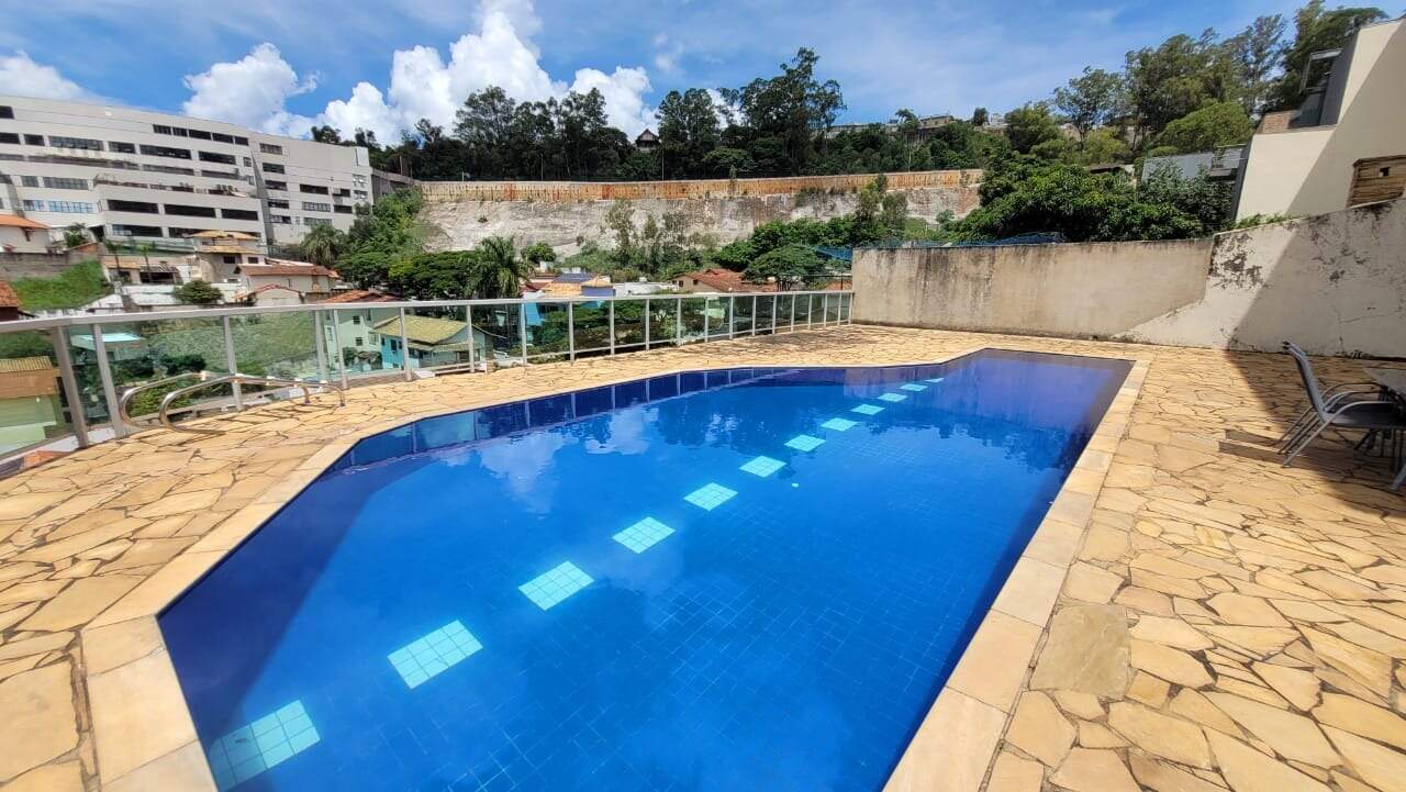 Imagem do imóvel Casa para aluguel, 5 quartos, 2 suítes, 6 vagas, Santa Lúcia - Belo Horizonte/MG