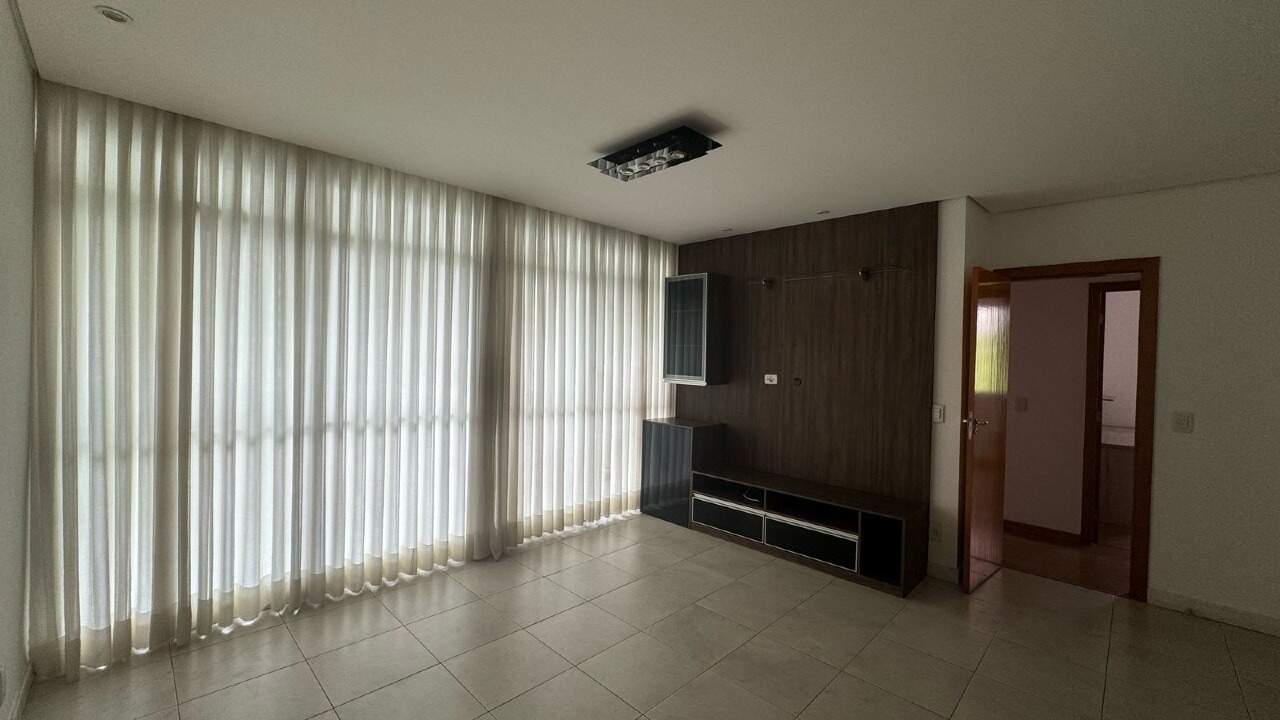 Imagem do imóvel Apartamento para aluguel, 3 quartos, 1 suíte, 3 vagas, Buritis - Belo Horizonte/MG