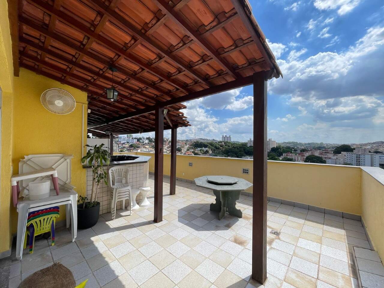 Imagem do imóvel Cobertura à venda, 4 quartos, 2 suítes, 2 vagas, Havaí - Belo Horizonte/MG