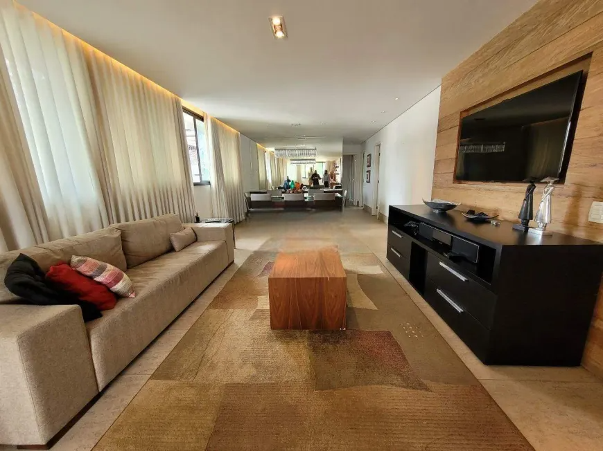 Imagem do imóvel Apartamento para aluguel, 4 quartos, 2 suítes, 4 vagas, Santa Lúcia - Belo Horizonte/MG