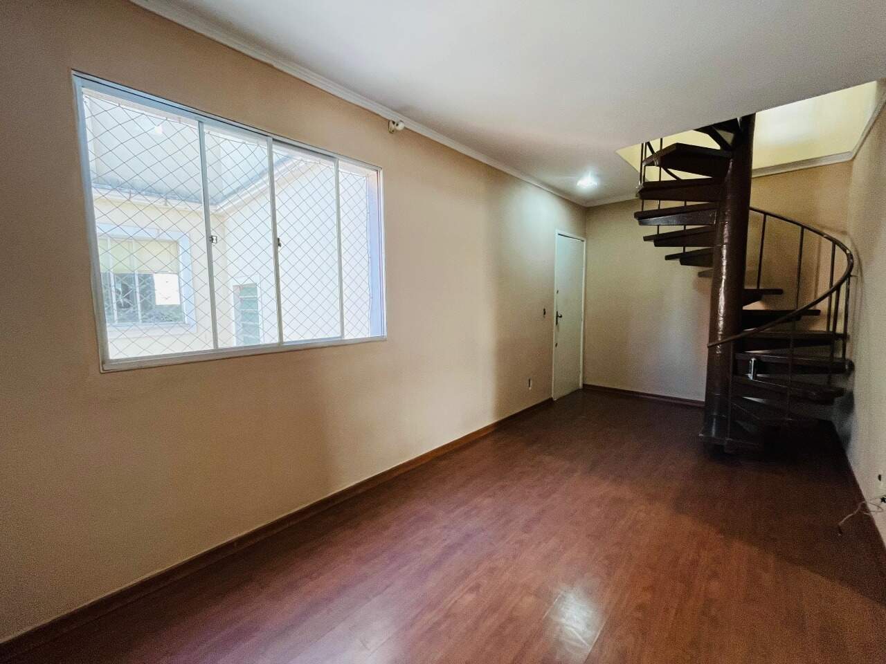 Imagem do imóvel Cobertura à venda, 3 quartos, 1 suíte, 2 vagas, Buritis - Belo Horizonte/MG