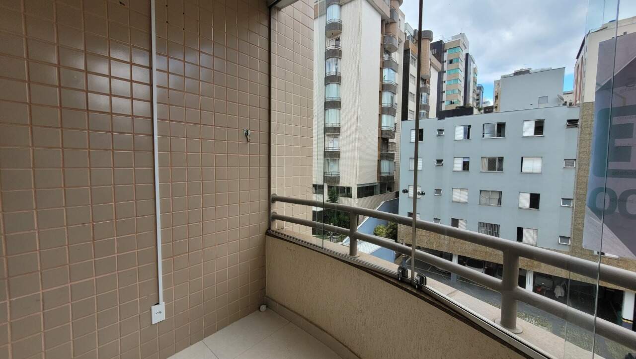 Imagem do imóvel Apartamento para aluguel, 4 quartos, 1 suíte, 2 vagas, Buritis - Belo Horizonte/MG