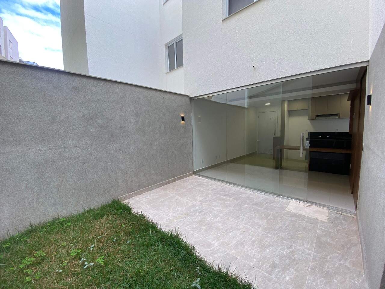 Imagem do imóvel Área privativa para aluguel, 1 quarto, 1 suíte, 2 vagas, Buritis - Belo Horizonte/MG