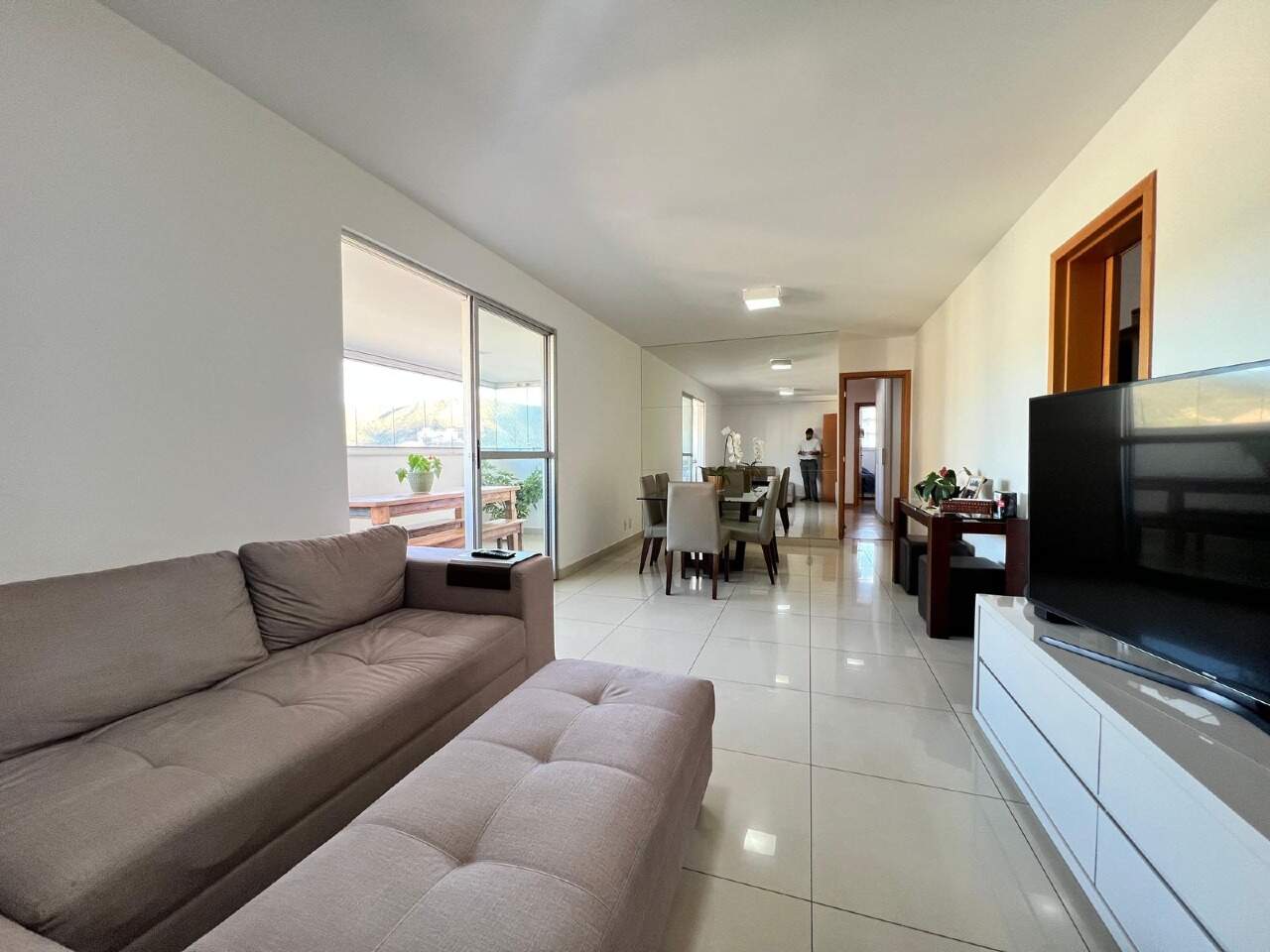 Imagem do imóvel Apartamento à venda, 4 quartos, 1 suíte, 3 vagas, Buritis - Belo Horizonte/MG